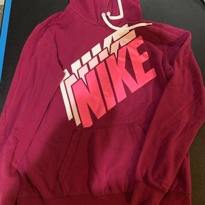 Nike pullover size medium, good condition